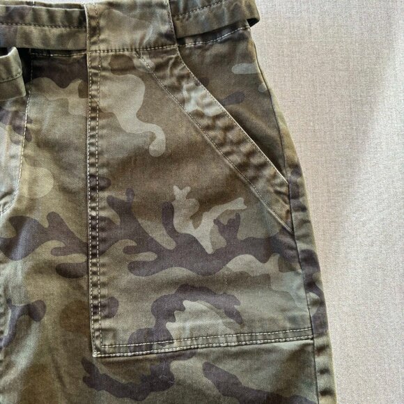 Santuary Camo/Army/Camouflage Denim Skirt with Tieable Belt, Size 29 - Picture 3 of 9